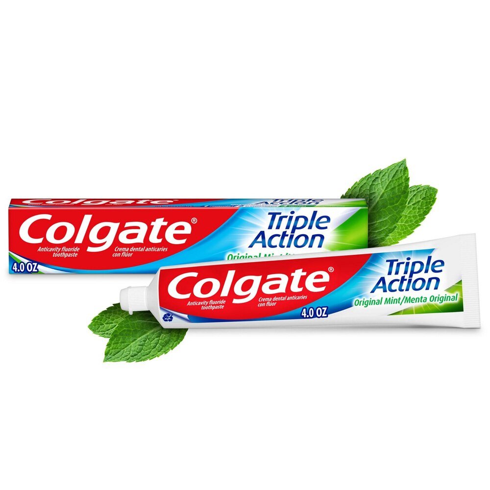02 Colgate Triple Action Toothpaste, Mint 2.5 Oz. - Image 1