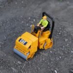 Bruder 02434 Cat Asphalt Drum Compactor – Image 5